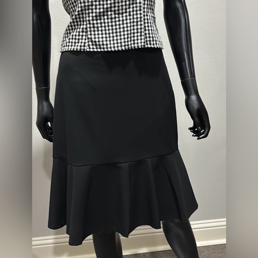 Limited black fit & flare tulip skirt side zip slimming 2
